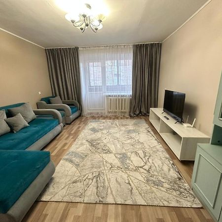 LuxHome на берегу Ульбы Оскемен Екстер'єр фото
